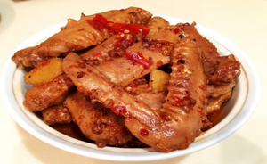 麻辣鸭翅