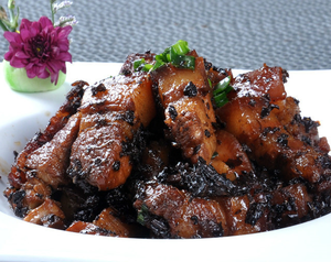 梅菜烧肉